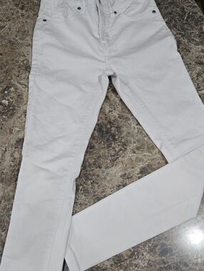 Thrill Women’s White Skinny Jeans